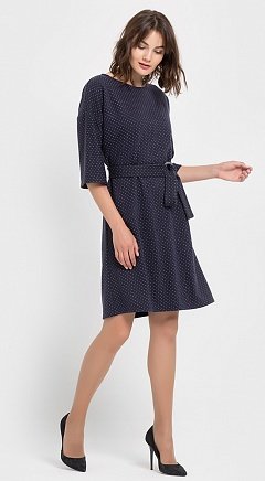 Платье в горошек с рукавом 3/4